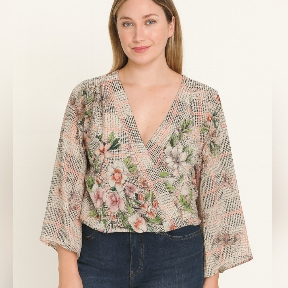Sweet Rain Floral Houndstooth Wrap Top V-Neck Bell Sleeve Blouse Small‎ NWT